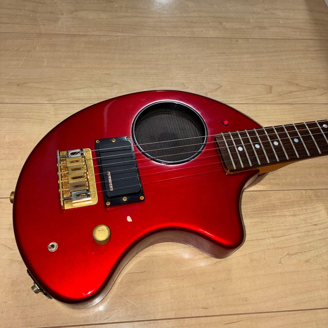 FDRNANDES ZO-3 アンプ内蔵　スピーカー内蔵　エレキギター　レッド