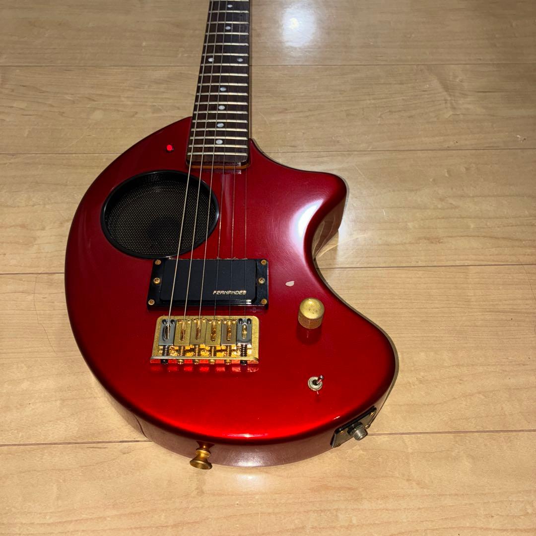 FDRNANDES ZO-3 アンプ内蔵　スピーカー内蔵　エレキギター　レッド
