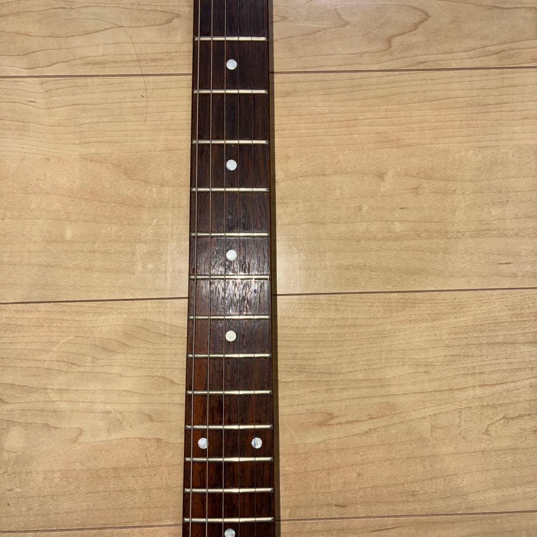 FDRNANDES ZO-3 アンプ内蔵　スピーカー内蔵　エレキギター　レッド