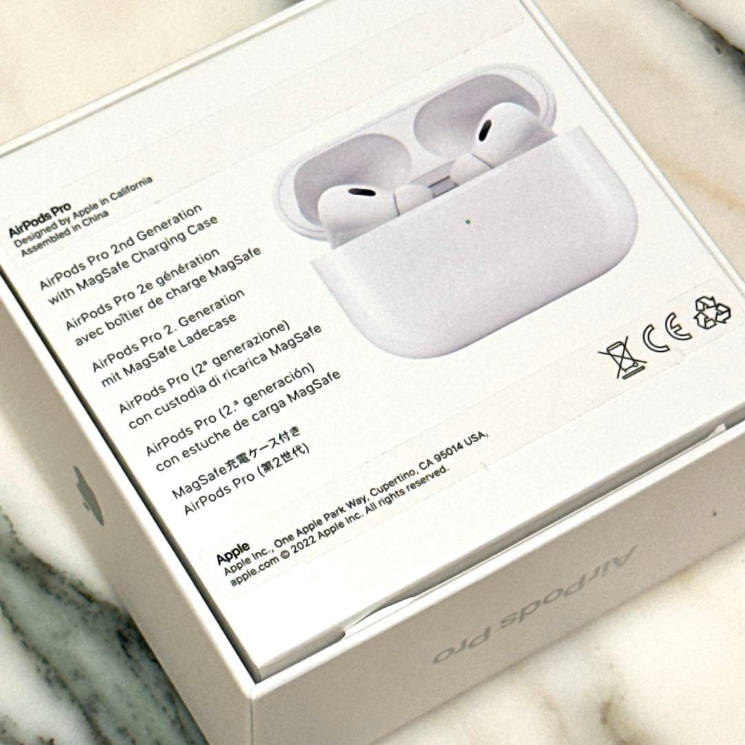 美品　Apple AIRPODS 第２世代