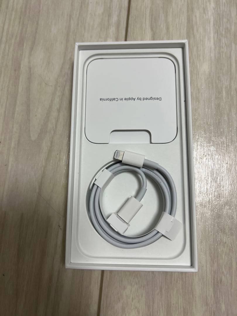 コンピュータ・IT iPhone13