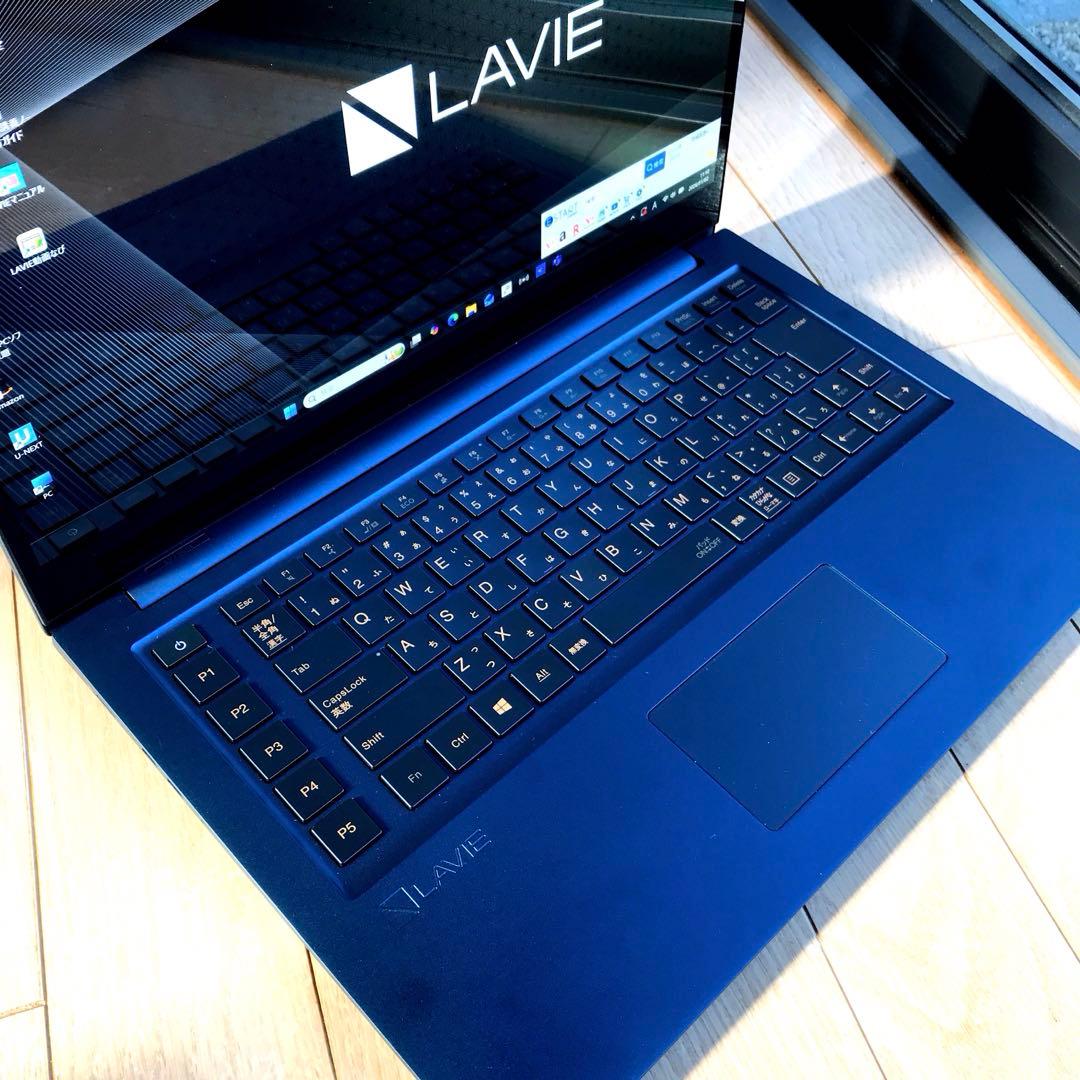 美品LaVieVEGA LV750/R【有機ELUltraHD4Kディスプレイ】