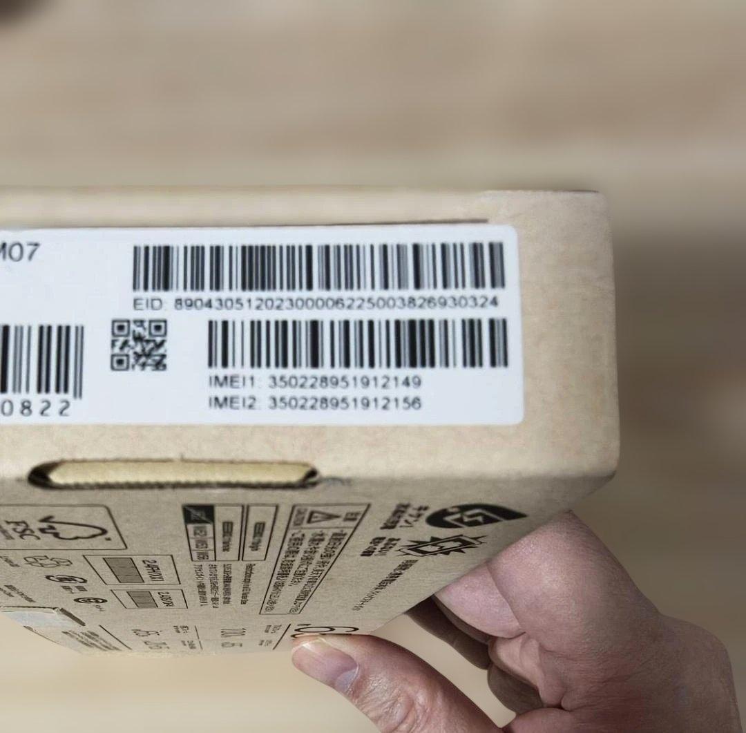 楽天SIMフリー arrows We2 4GB/128GB ネイビーグリーン