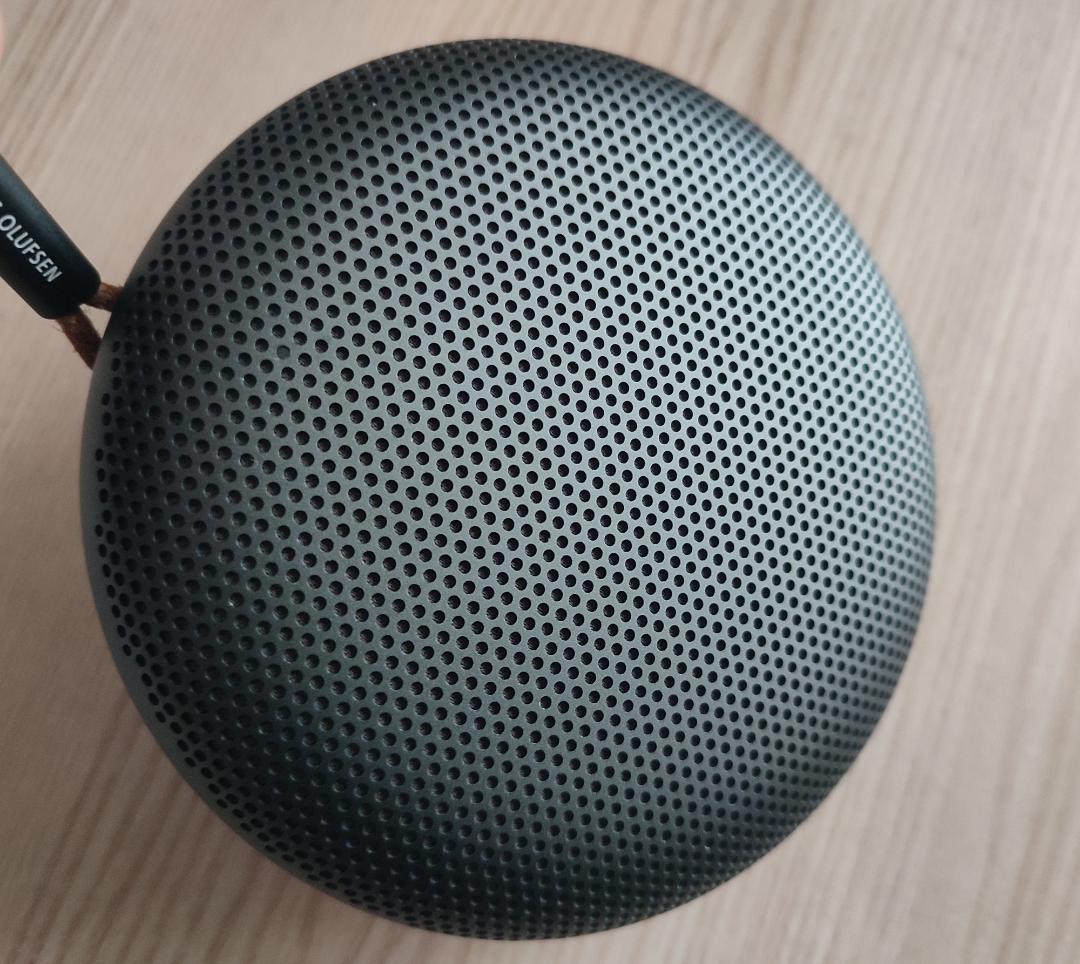 B&O スピーカー Beosound A1 2nd Gen ブラック