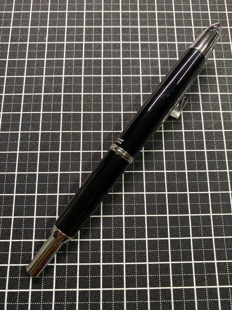 PILOT CAPLESS Black ボールペン