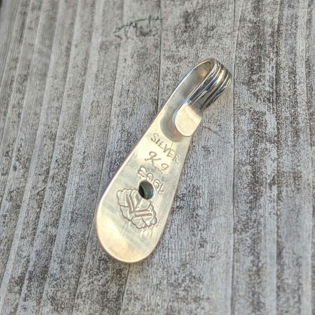 ハンドメイドの糸魚川翡翠トップ　ペンダントトップ