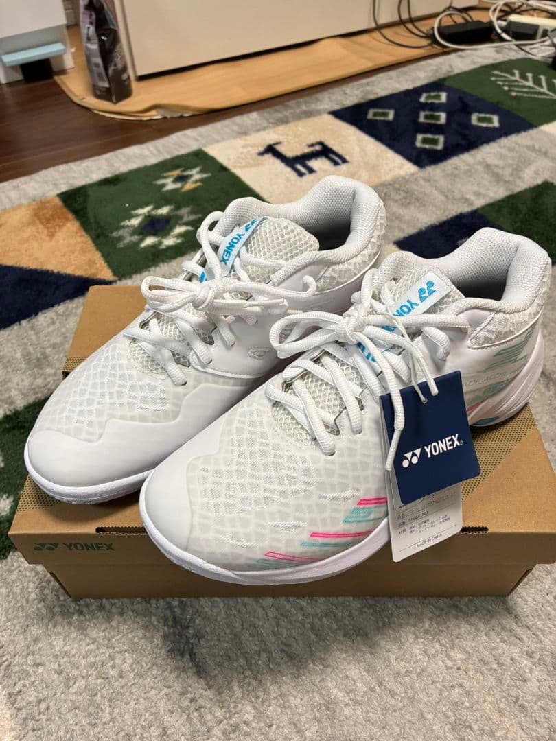 YONEX CASCADE バドミントンシューズ ホワイト