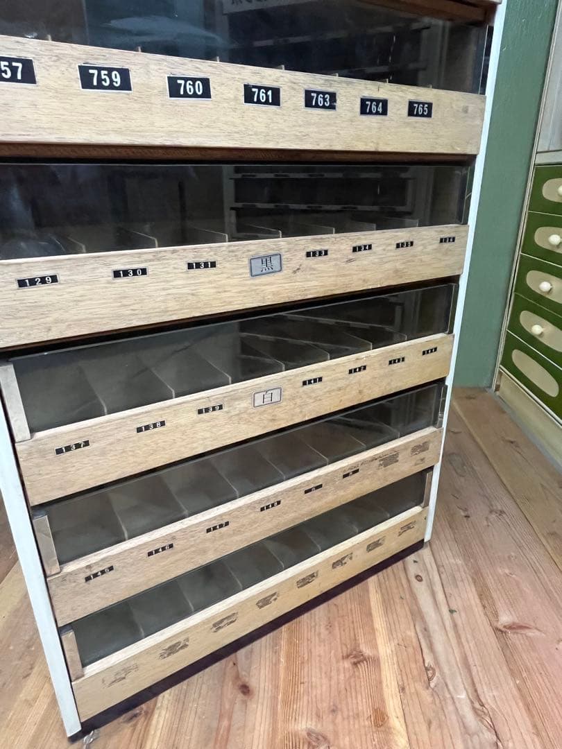 ミシン糸ケース 特大 収納棚 昭和レトロケース 当時物 アンティーク インテリア