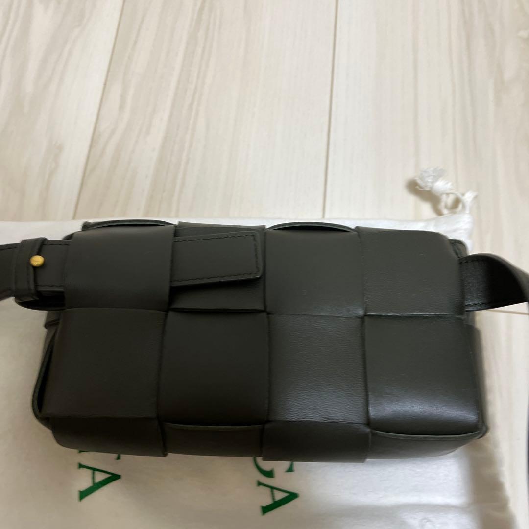 BOTTEGA VENETAカセットショルダー