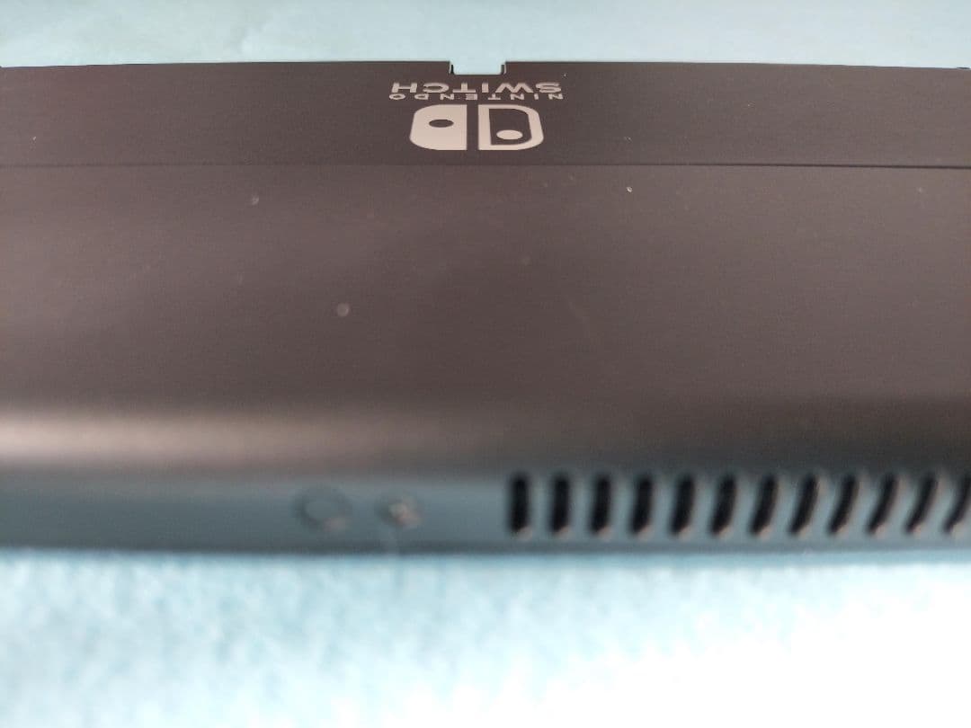 【美品・付属品完備】Nintendo Switch 有機ELモデル本体　ケース付