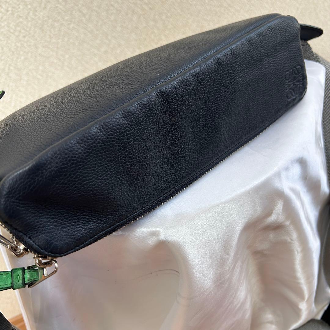 LOEWE ボディバッグ パズル ユニセックス