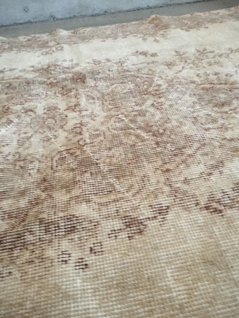 ベージュとミルクティーのヴィンテージラグ　雅姫さんNo.685