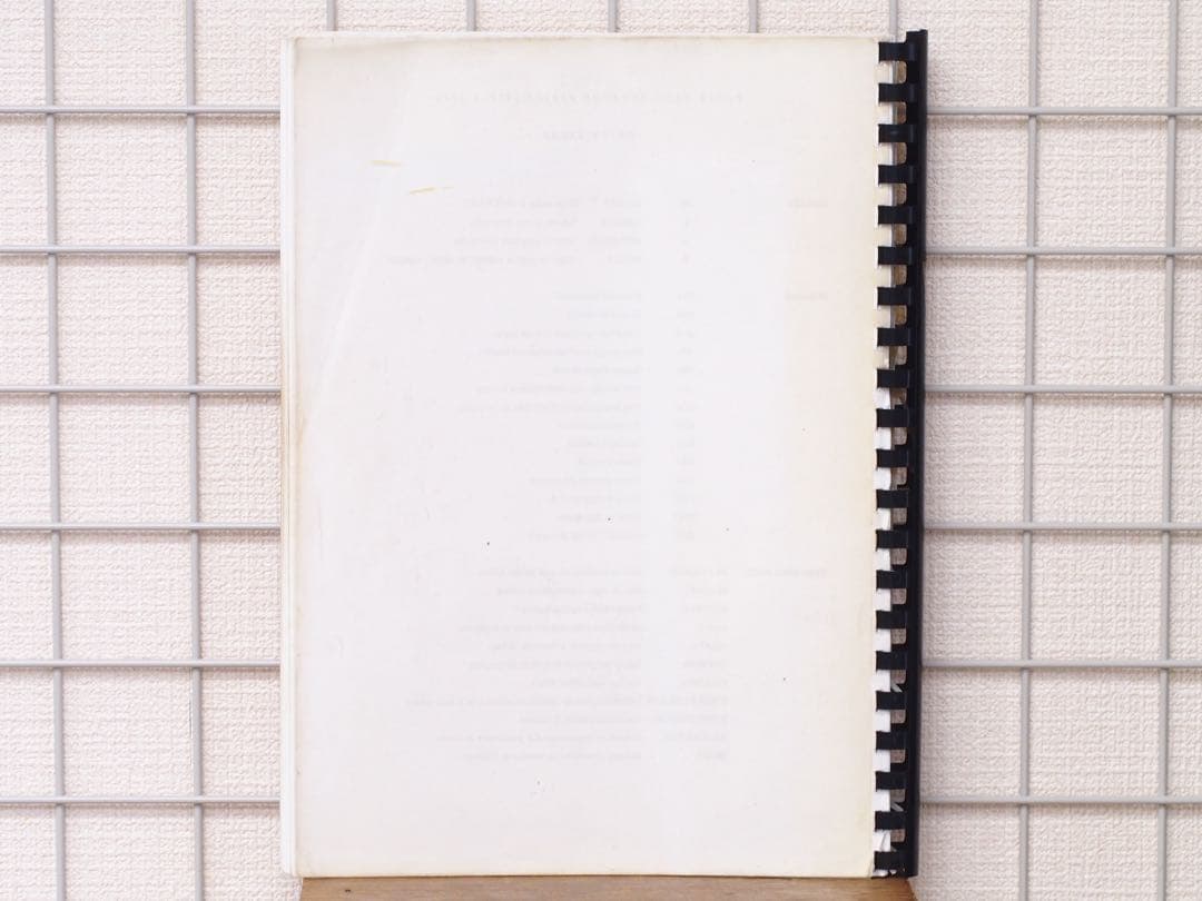 洋書 BOURBON ブルボンキーホルダー大事典 Jean Flon