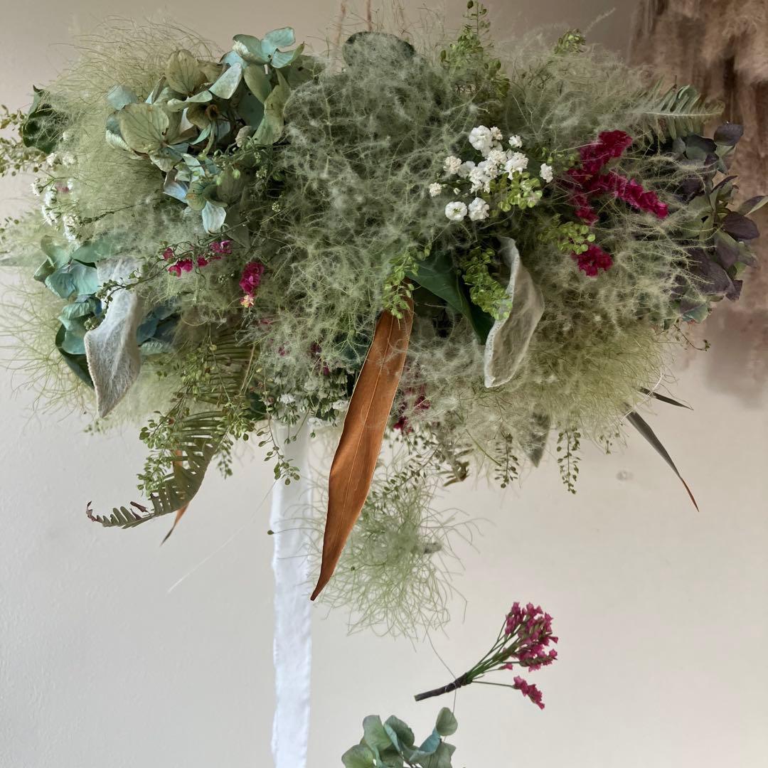 スモークツリー とアンティーク紫陽花　エリンジウムのフライングリース　グレビレア