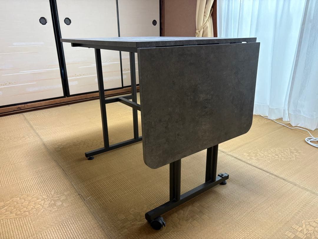 折りたたみダイニングテーブル