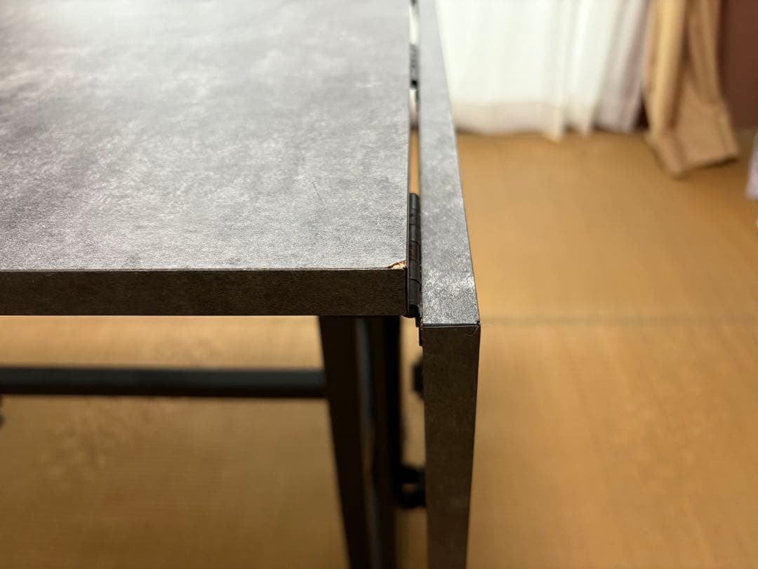 折りたたみダイニングテーブル