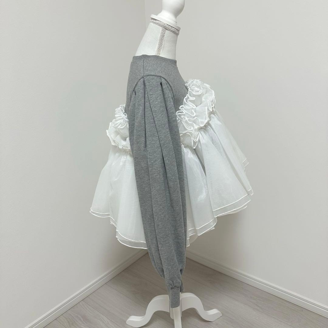 トップス Bibiy. Bibiy. ANGELICA SWEATSHIRT