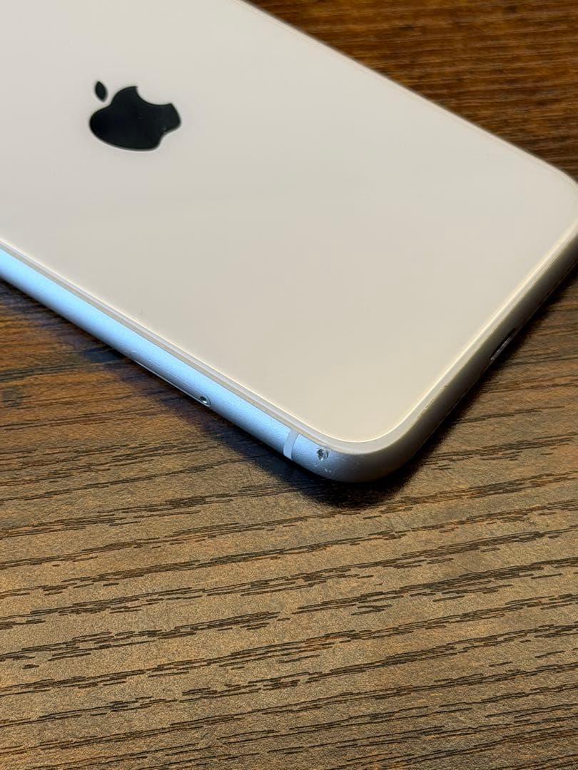 Apple iPhone 11 ホワイト128GB 本体