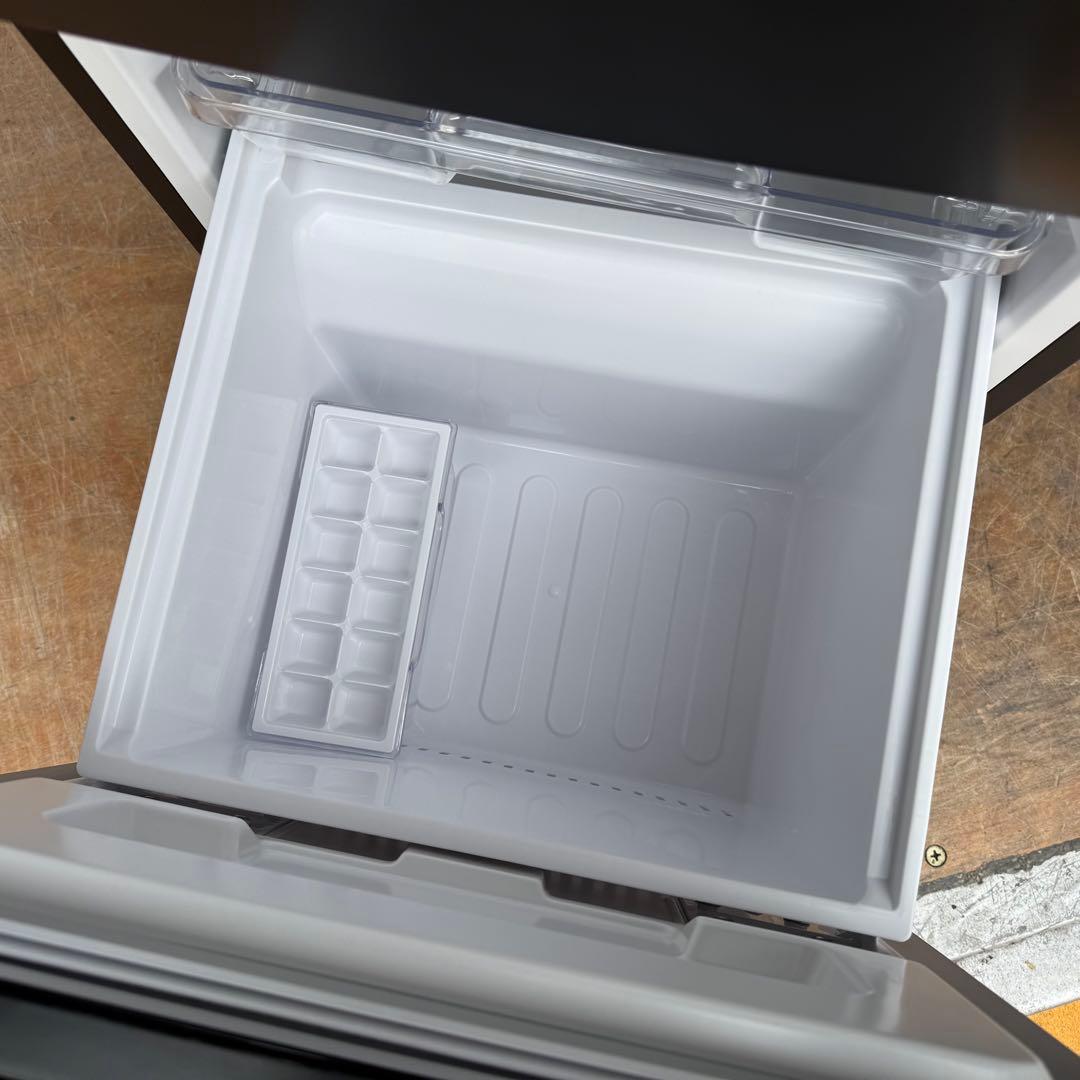 C7521★2022年製美品★シャープ 冷蔵庫 右.左開き 一人暮らしブラック系