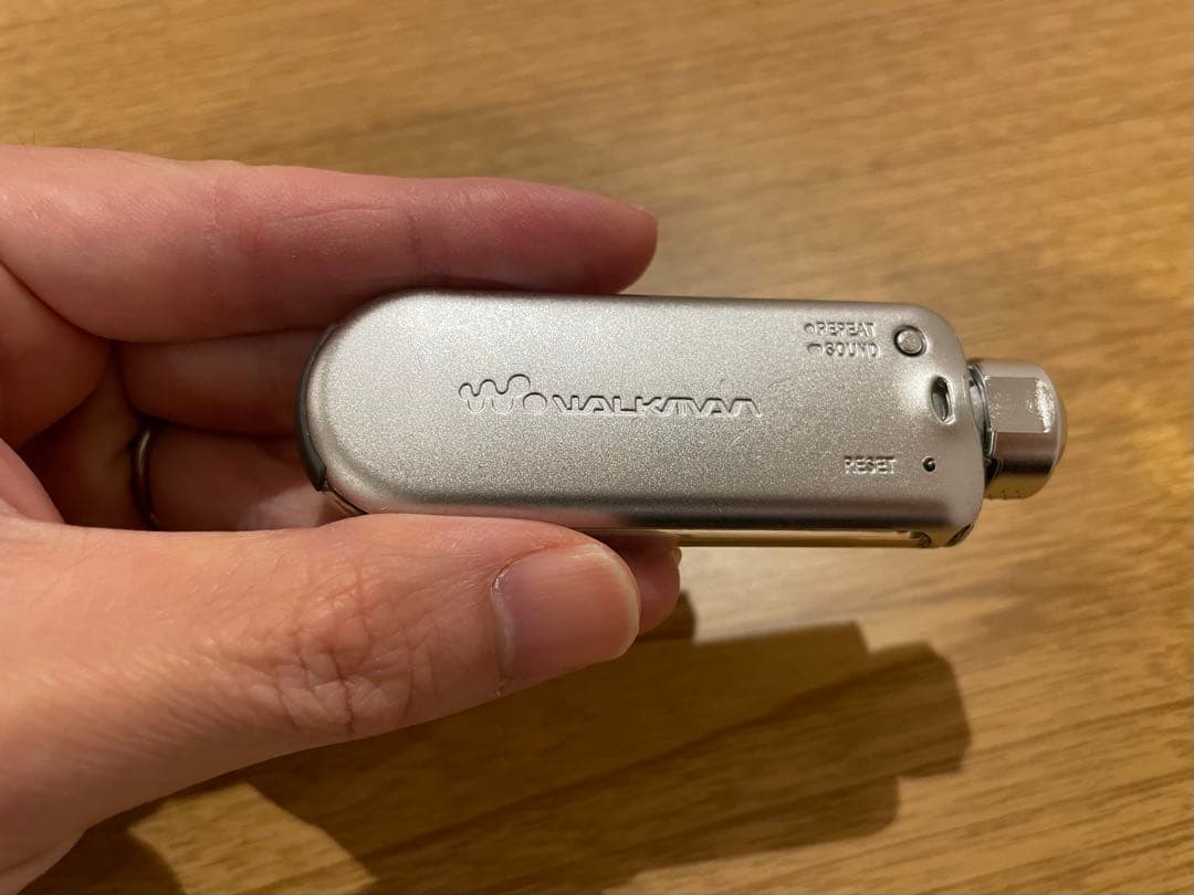 sony WALKMAN nw-e405 動作未確認　ジャンク