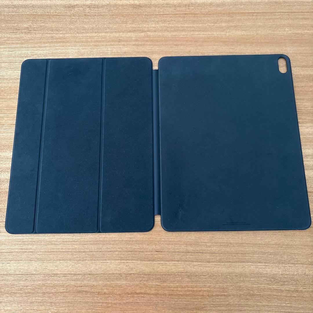 Apple iPad Air M2 128GBスペースグレー 本体 純正カバー付