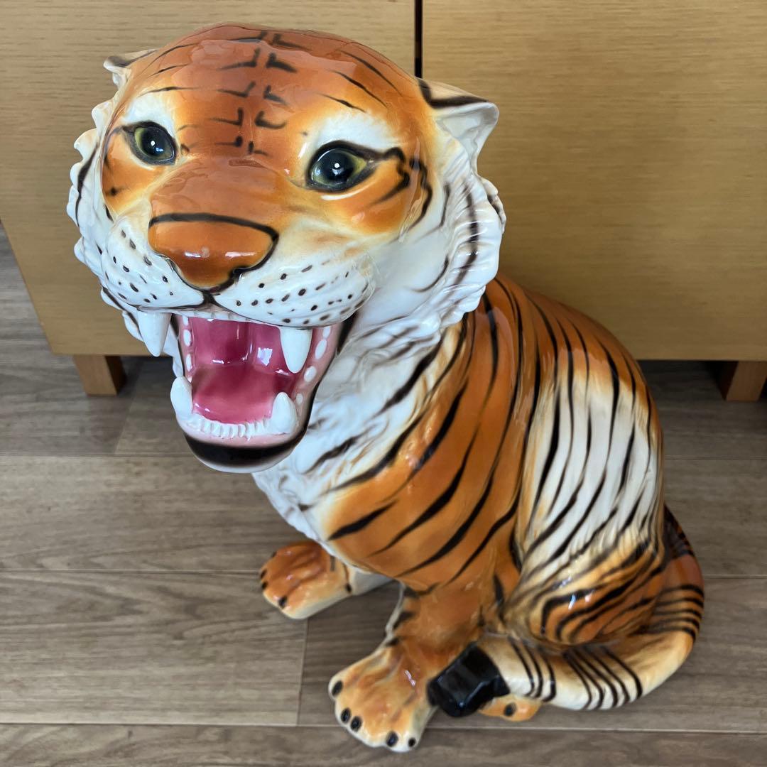 豹　イタリア製　陶器の置物