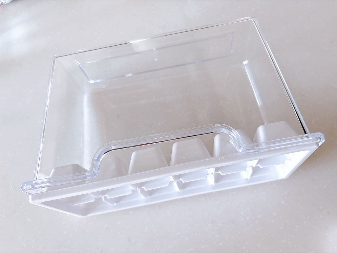 週末SALE‼️美品　SHARP 冷凍庫 SJ-D18G-W