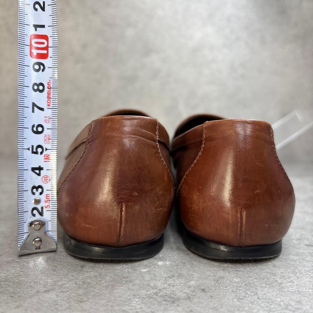 人気定番品！TOD’S トッズ ケイト レザー ローファー メタルチェーン