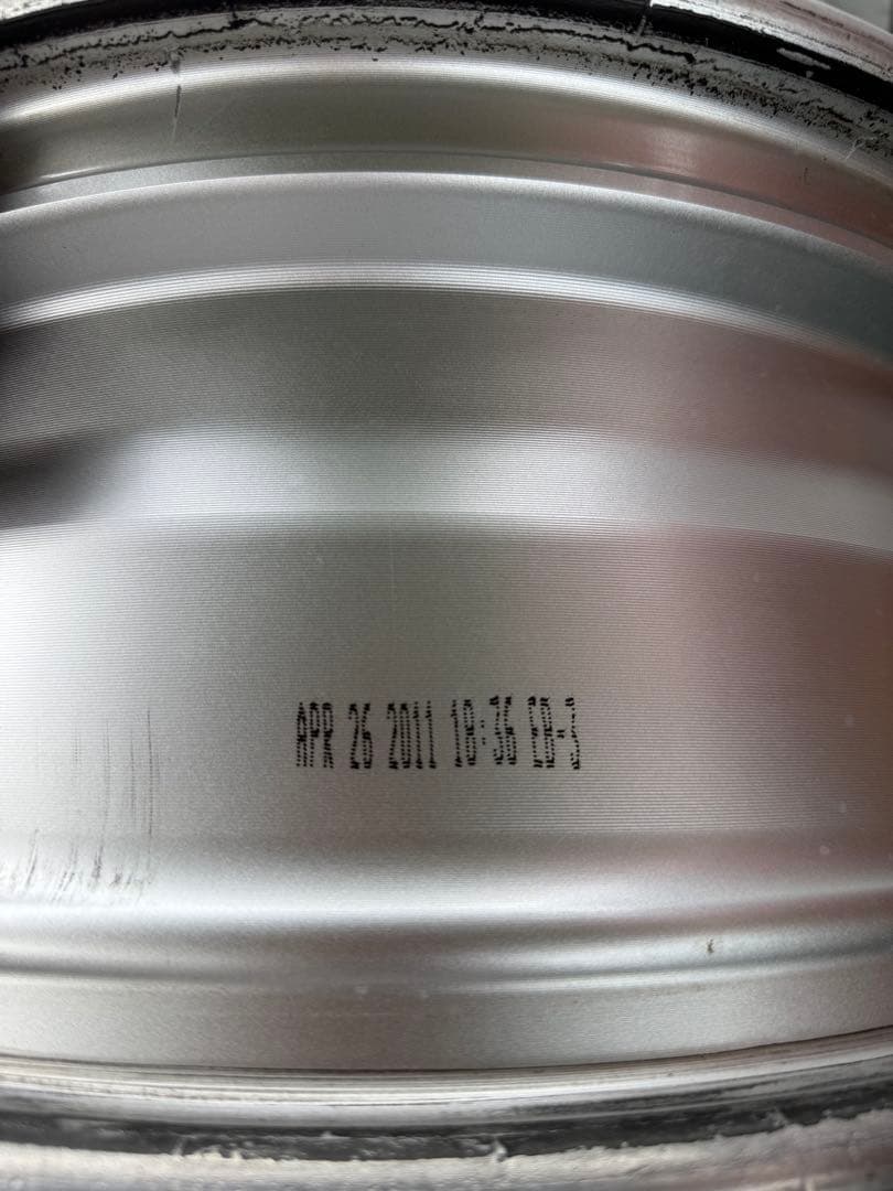 シ*ー様 ADVAN Racing RT 18×7J+50 5H- PCD100