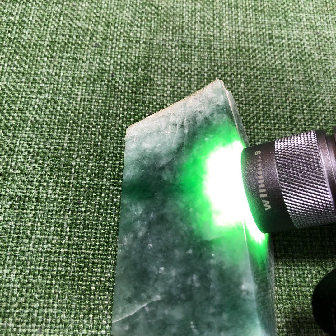 ミャンマー翡翠 原石