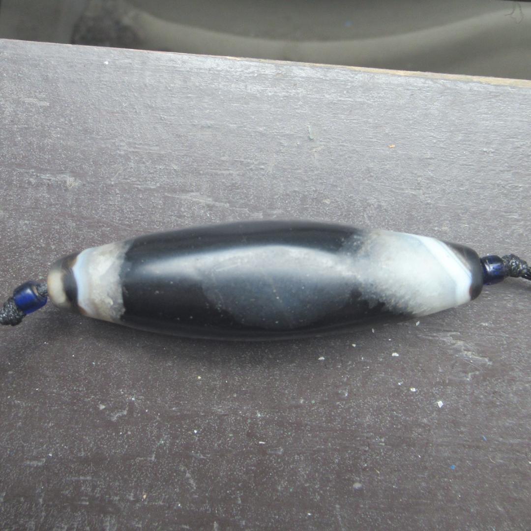 天然瑪瑙　一眼天珠　5.9ｘ1.6センチ　パワーストーン　チベット