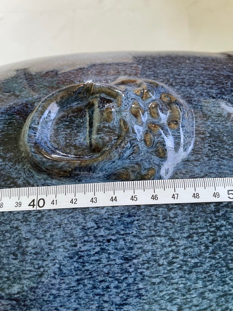 青色と黒のグラデーション陶器鉢　インテリアオブジェ　庭の置物　ライオン　大型