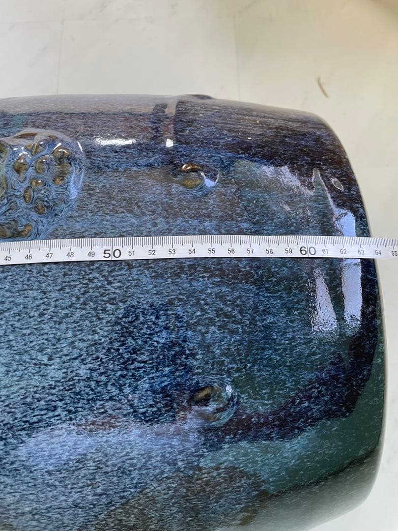 青色と黒のグラデーション陶器鉢　インテリアオブジェ　庭の置物　ライオン　大型