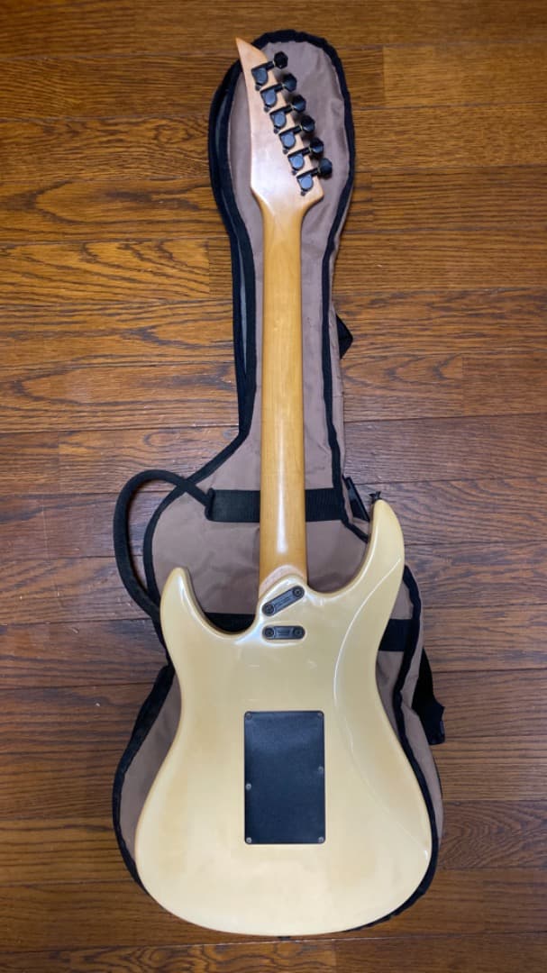 ヤマハ YAMAHA エレキギター RGX512J トレモロアーム・専用バッグ付