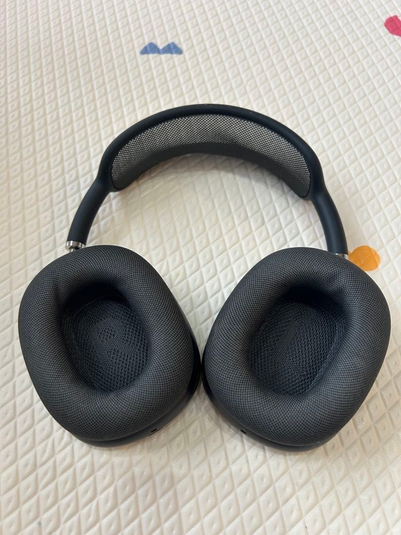 AirPods Max ミッドナイト