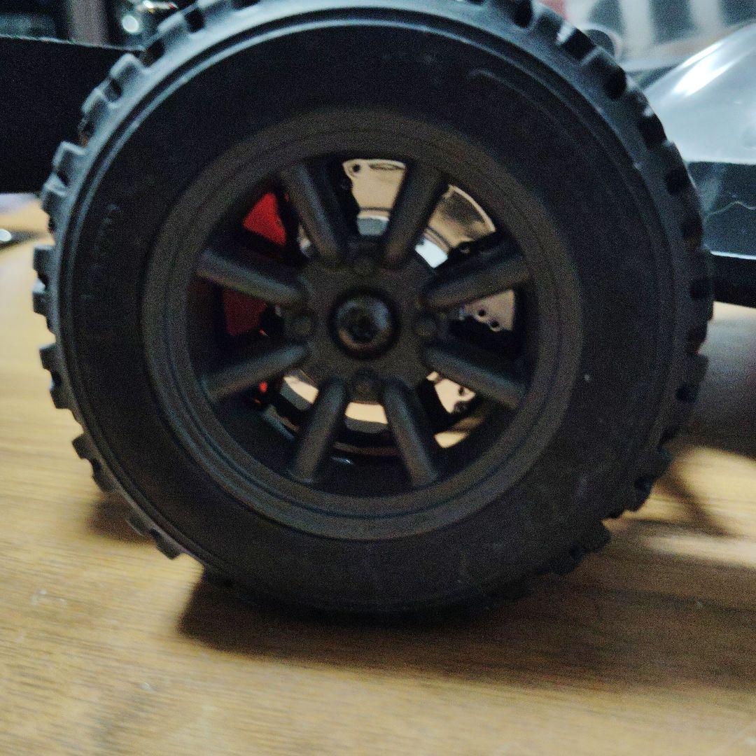 京商 ダットサン240 Z新品 LEDライト 埋め込み　バッテリー、充電器付き！