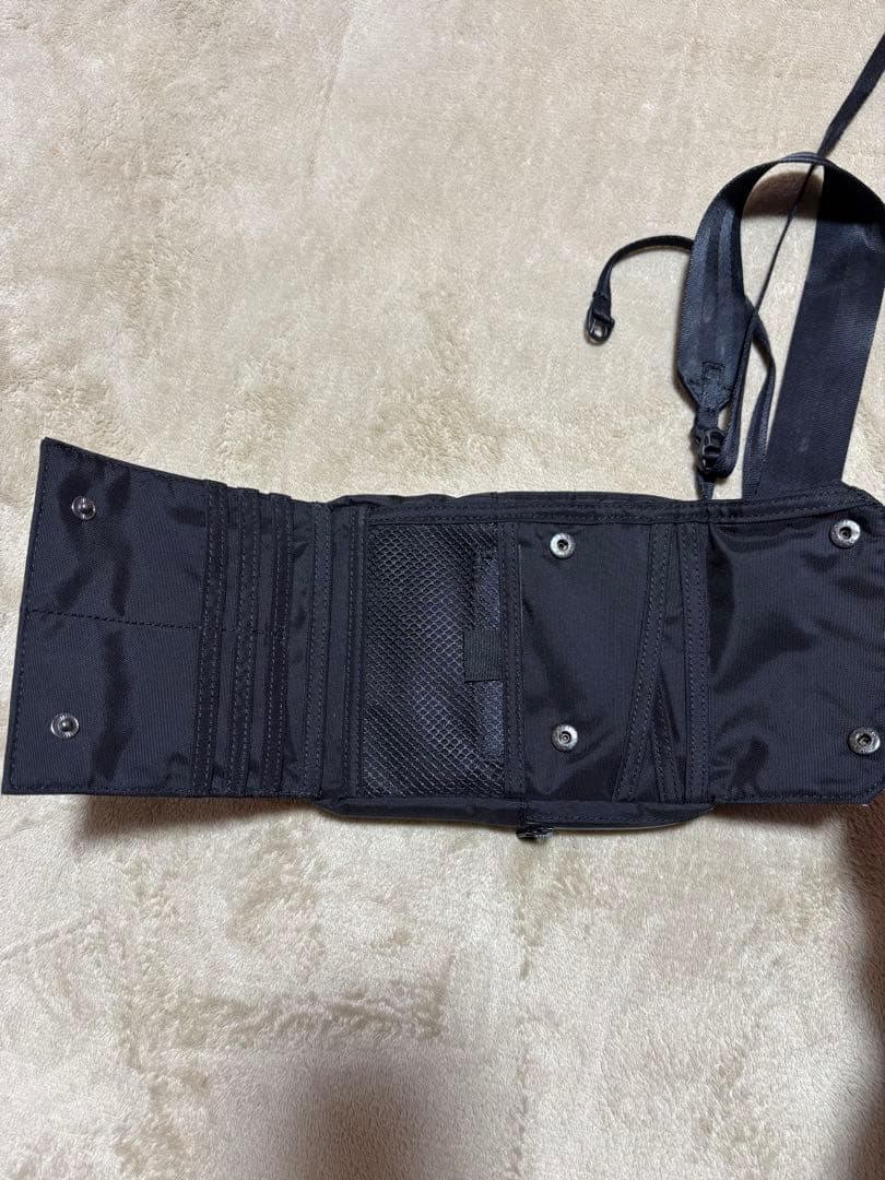 F/CE. ブラック ショルダーバッグ