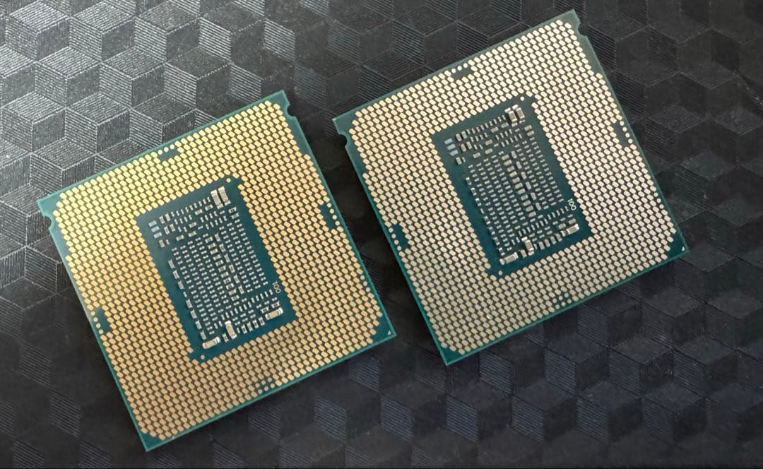 i5 9500 1個　i5 8400 1個