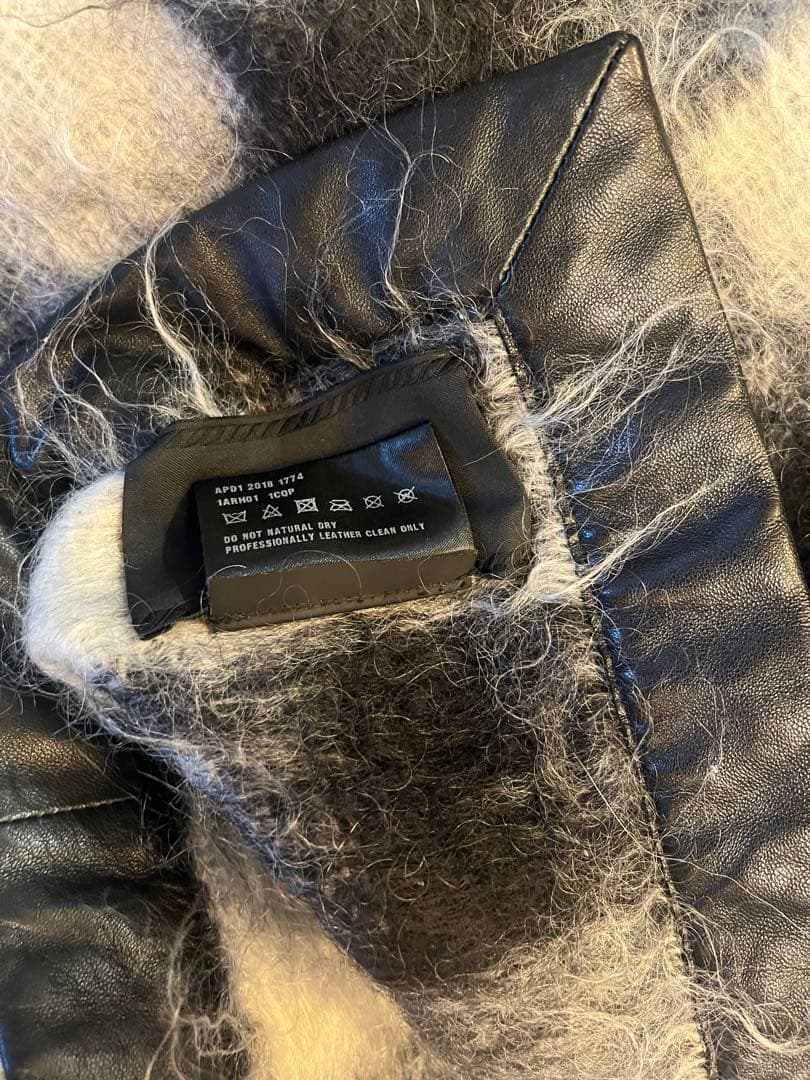 PRADA プラダ　チェック柄ブランケット