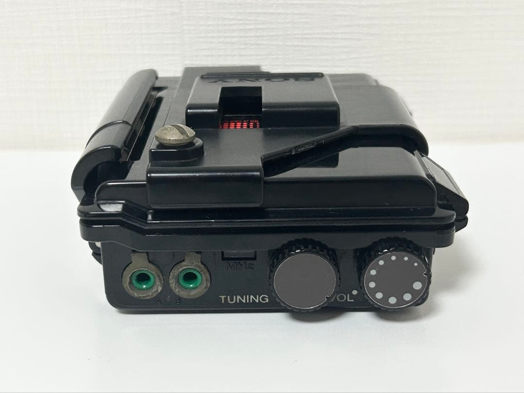 90【動作確認済】SONY WALKMAN SPORTS WM-F5 ブラック