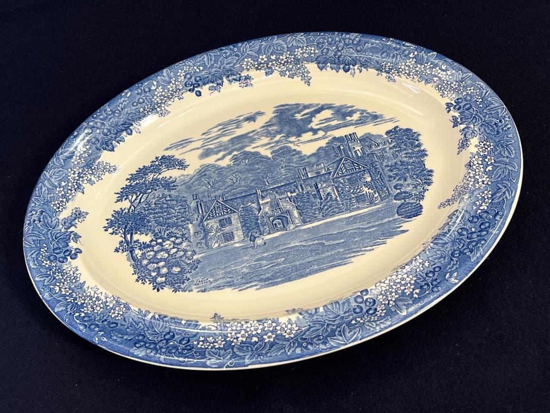 　お皿６枚（楕円大皿１枚 ＆ 丸中皿５枚）　ロマンチック英国風景