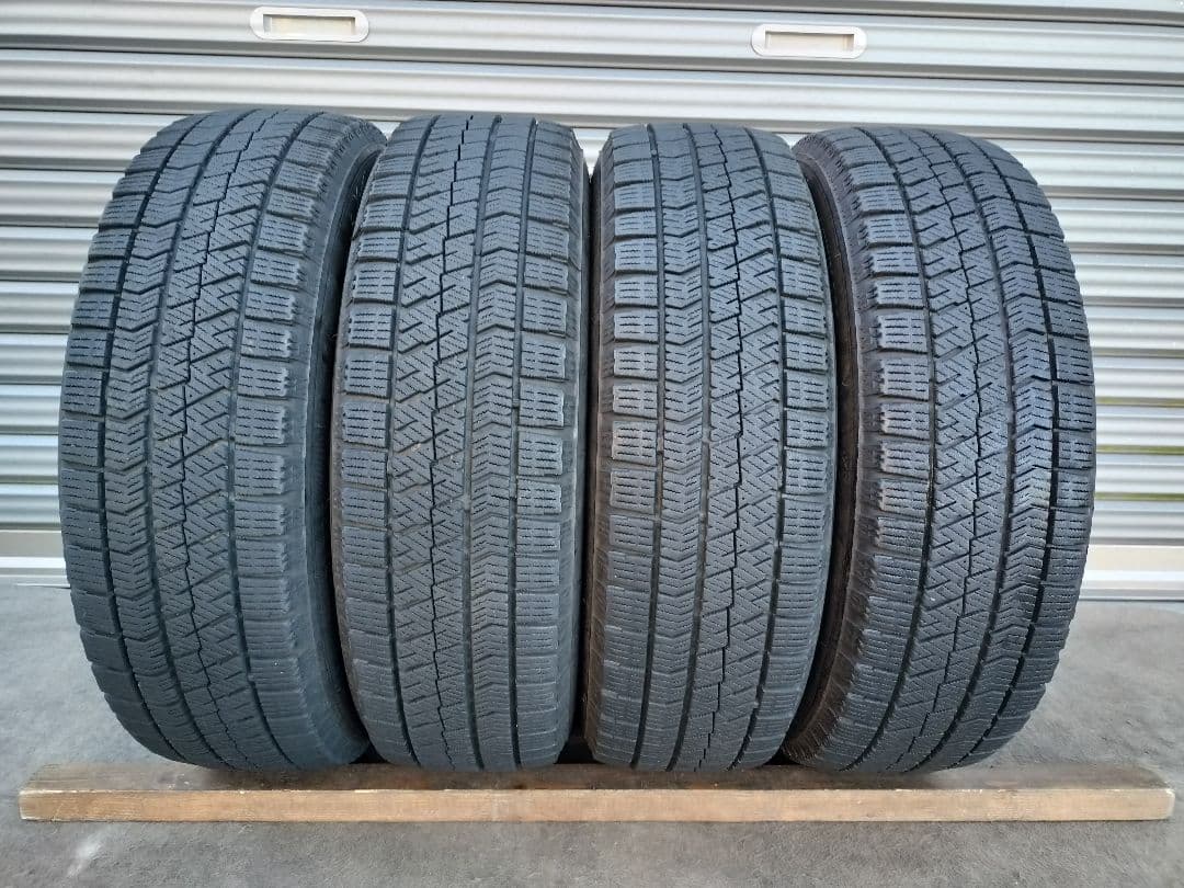 2021年製スタッドレス スチールホイール 165/65R14