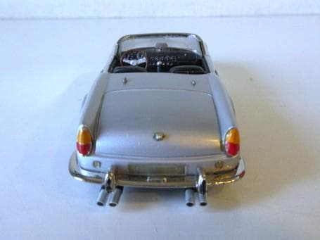 特価 AMR (1/43) フェラーリ 250GT California