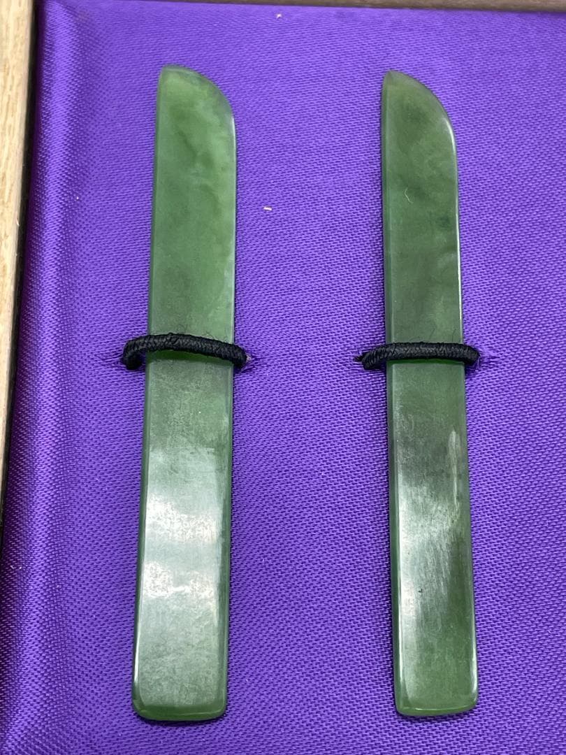 【未使用】翡翠　菓子切　５本セット　桐箱付き