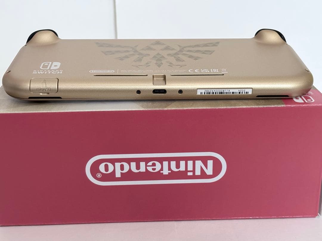 ★Nintendo Switch Lite★ハイラルエディション★送料無料★