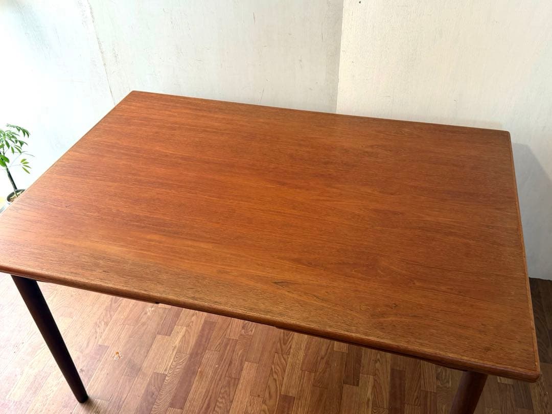 ダイニングテーブル Denmark Extension dining table