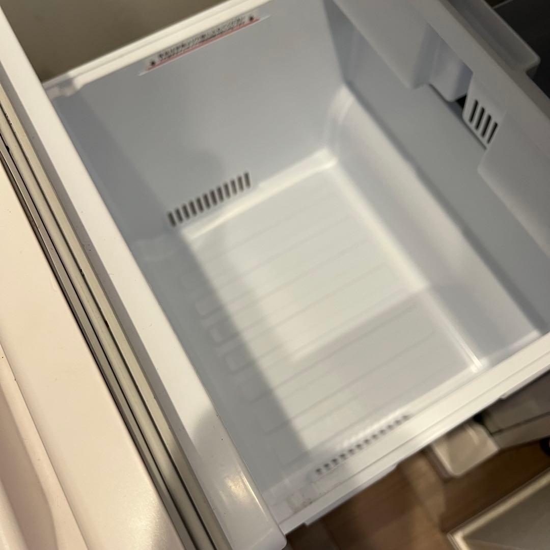 三菱電機　冷蔵庫　MR-CX27D-W