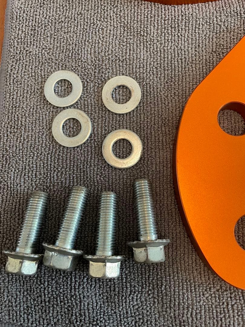 【美品】プリウスα ベストスタイル　キャンバープレート3度