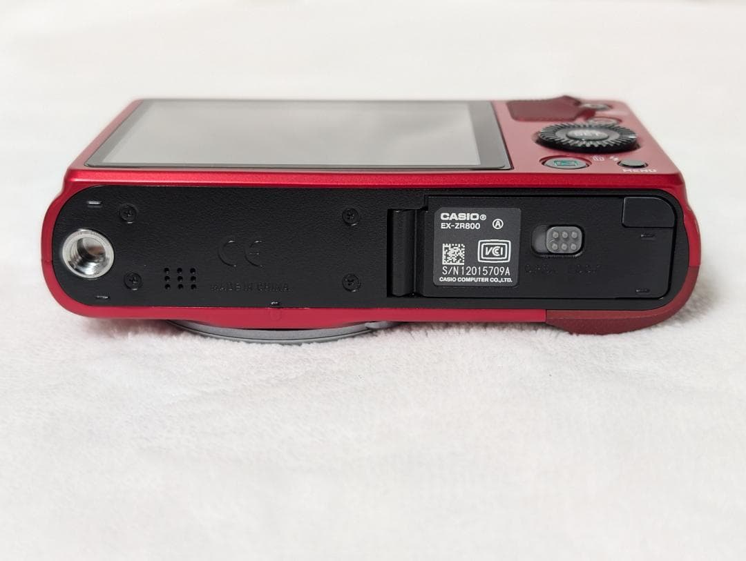 か*ギ様 【動作確認済み】CASIO EX-ZR800 デジカメ