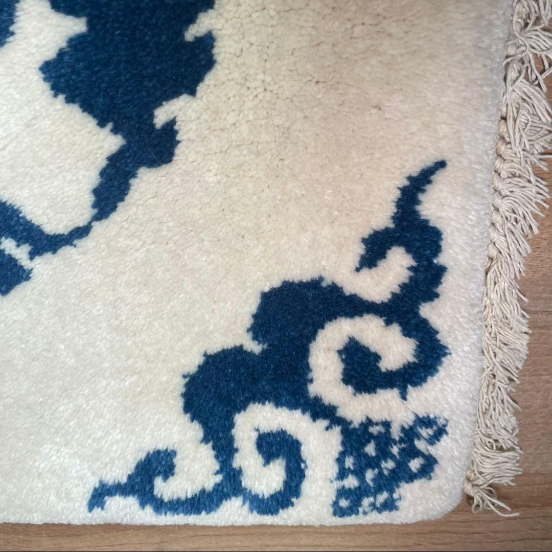 美品　MUNI ムニ絨毯　ラグ特大　クッション